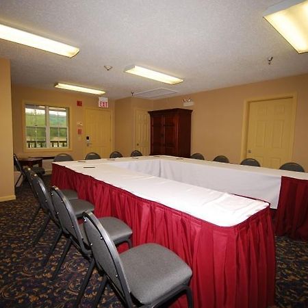 Newbury Inn Brookfield Экстерьер фото