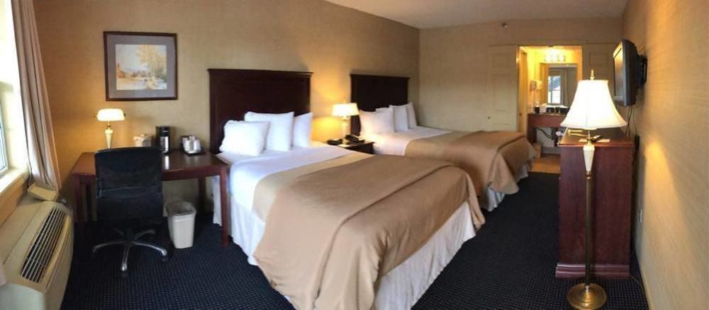 Newbury Inn Brookfield Экстерьер фото